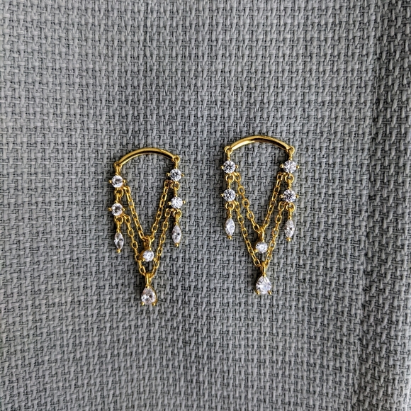 Pretty dangle earrings - Picture 1 of 3
